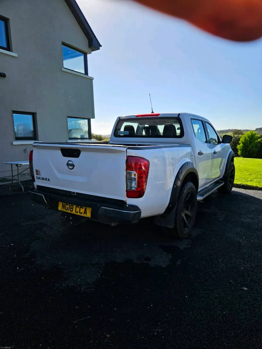 Nissan Navara - Image 4