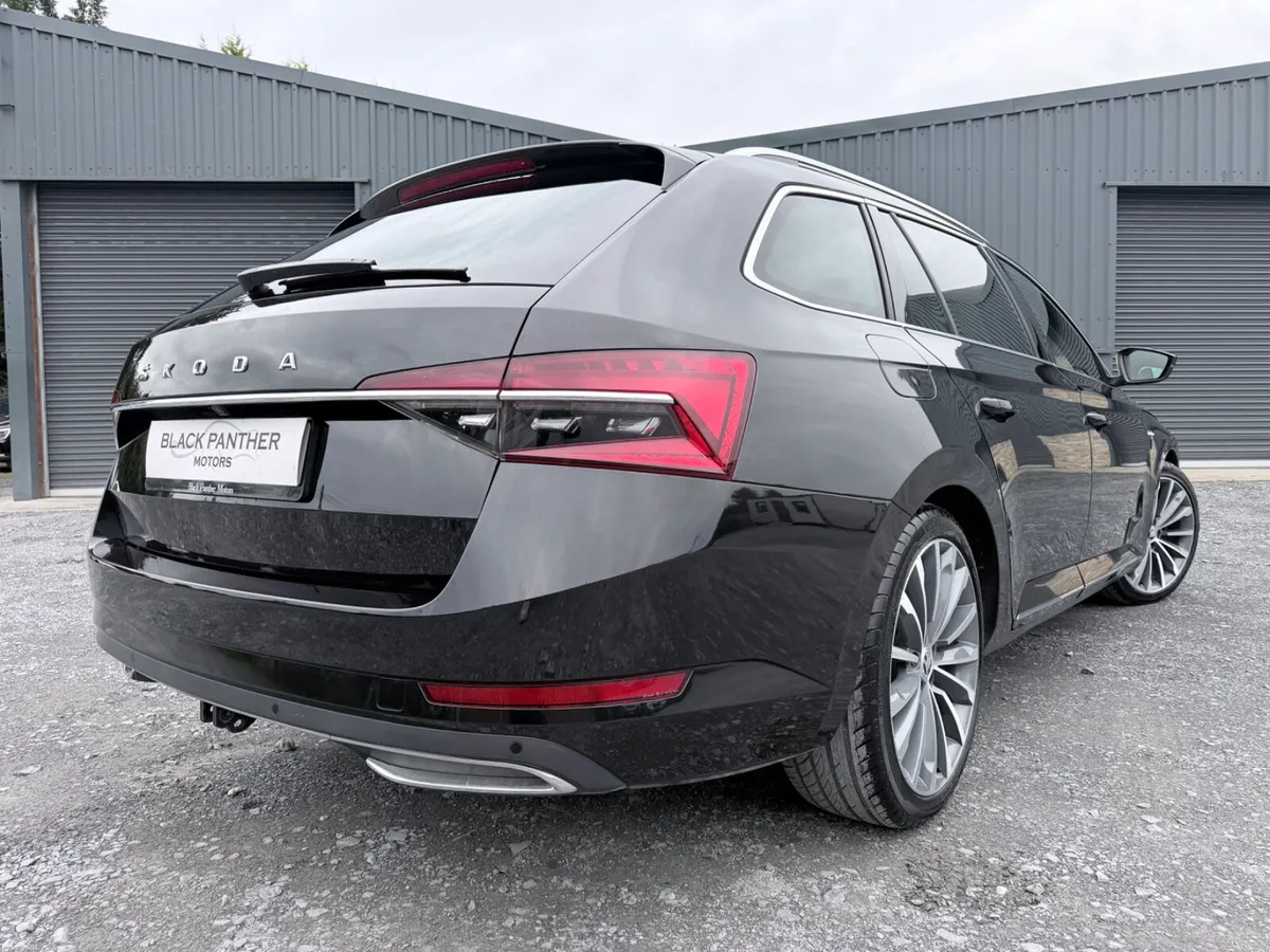 Skoda Superb 201’ Laurin&Klement AUTOMATIC/LOW KM - Image 4
