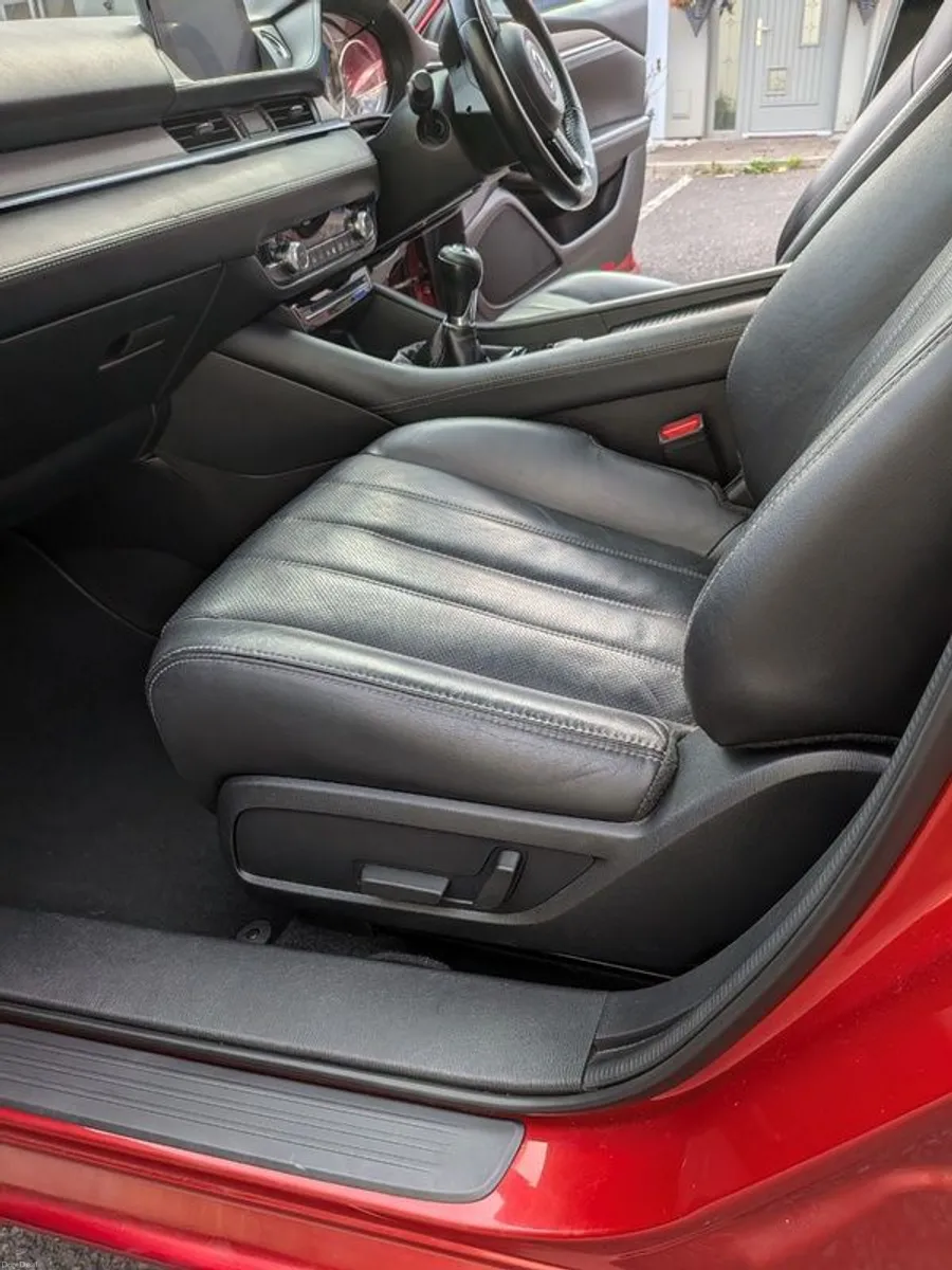 Mazda 6 - 2.0  (2019) Executive Se - Image 2