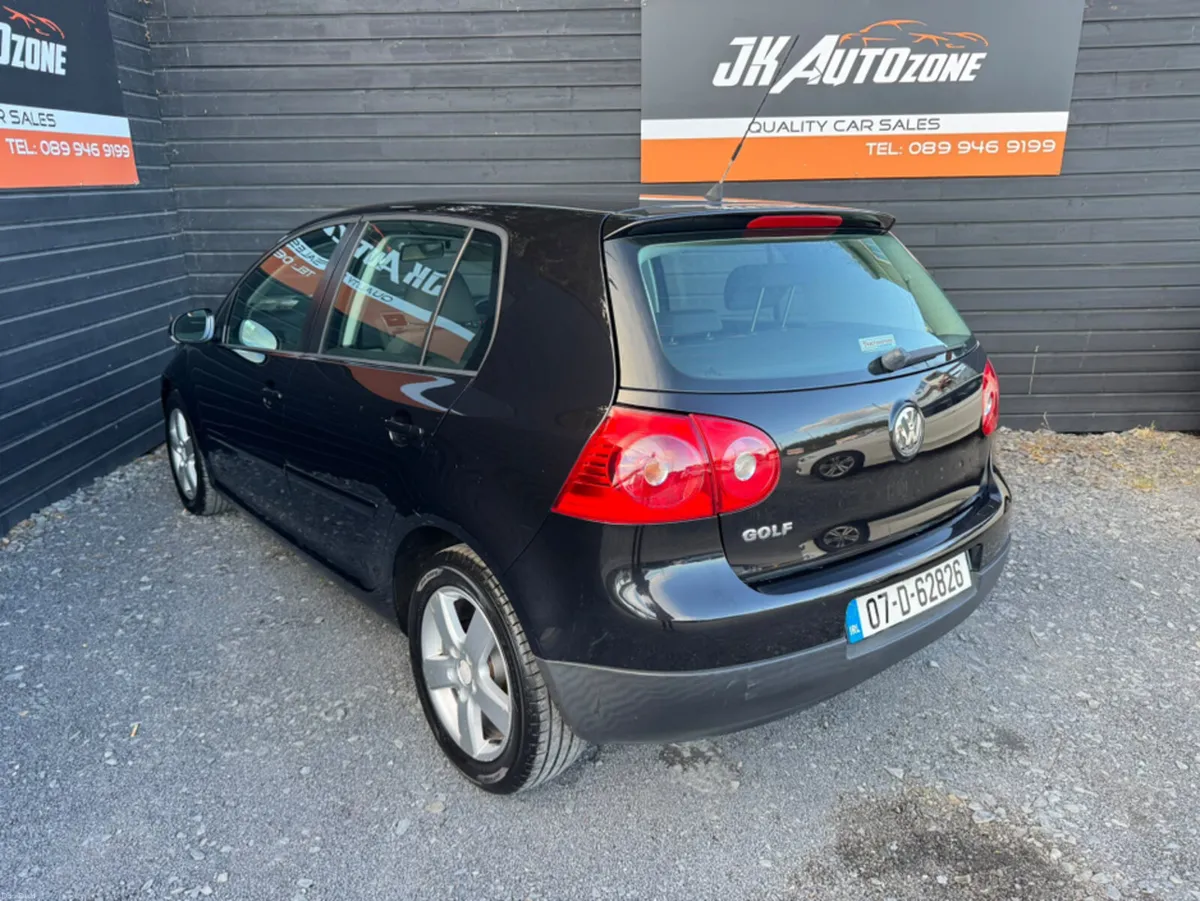 Volkswagen Golf 1.4 SPORT 80BHP - Image 4