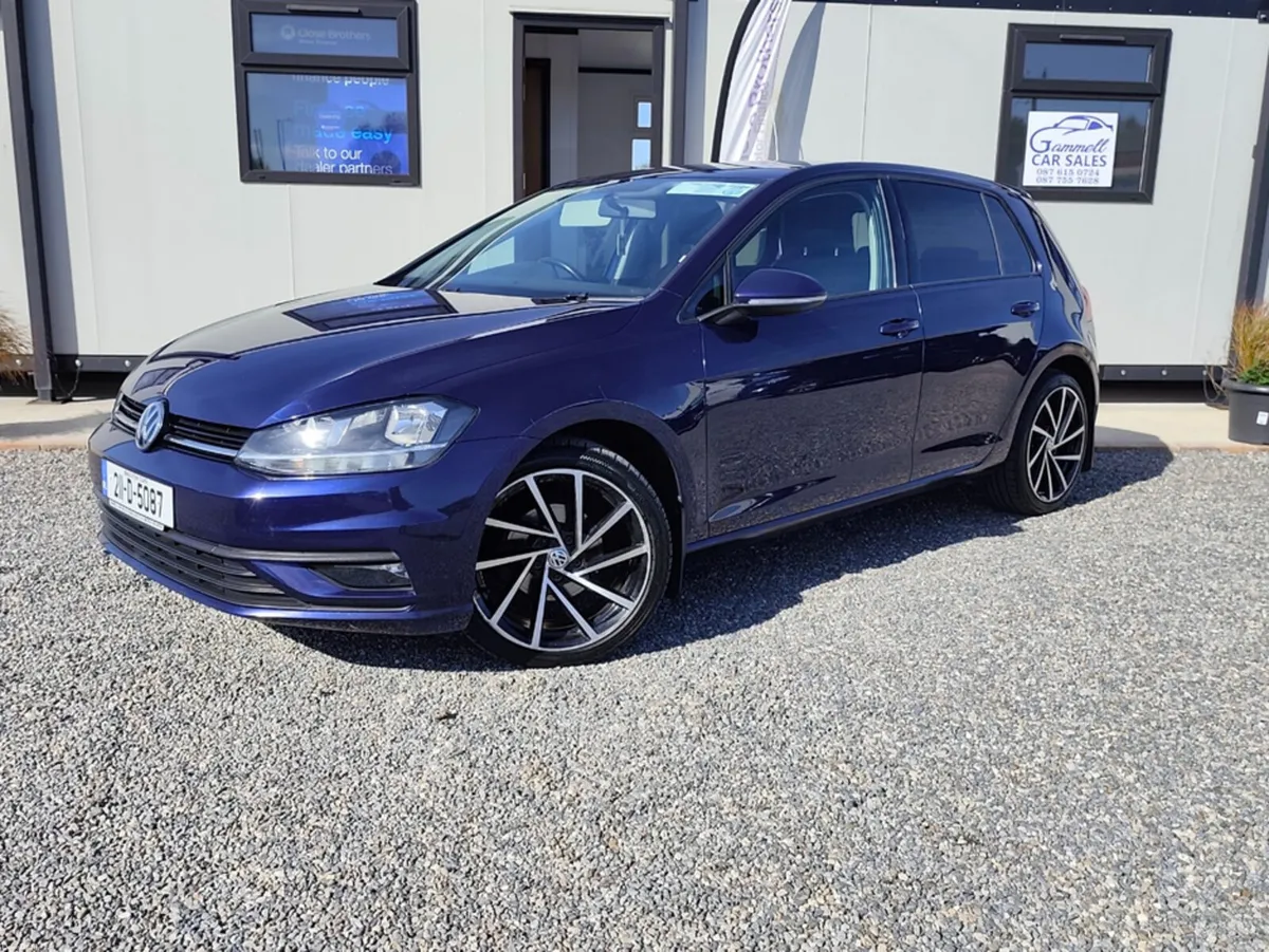 Volkswagen Golf TRENDLINE 1.0 TSI MANUAL 6SPEED FW - Image 5