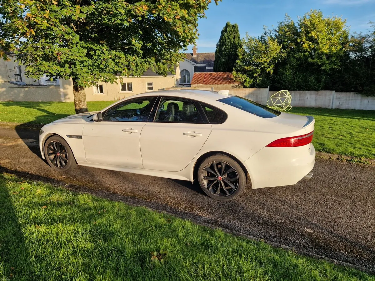 Jaguar XF 2017 - Image 1