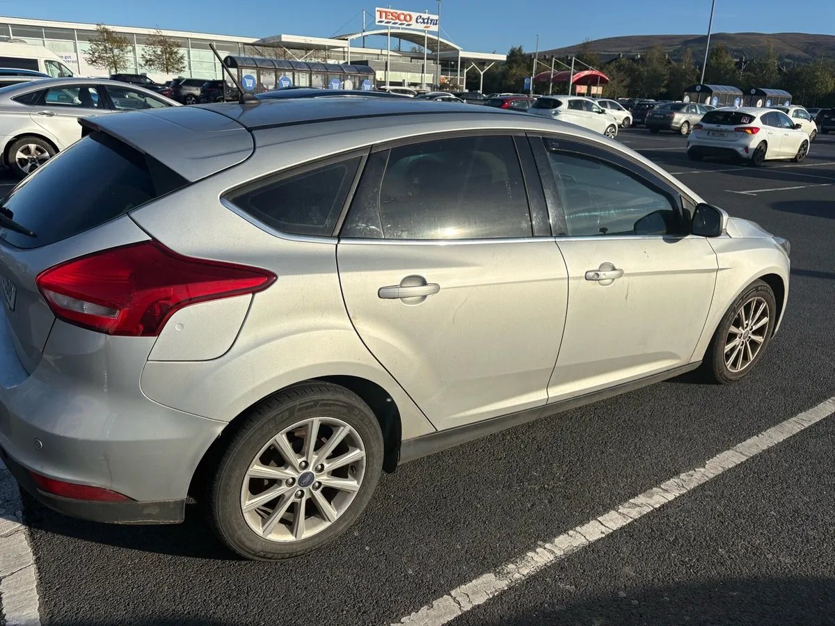 2018 Ford Focus Titanium - Image 3