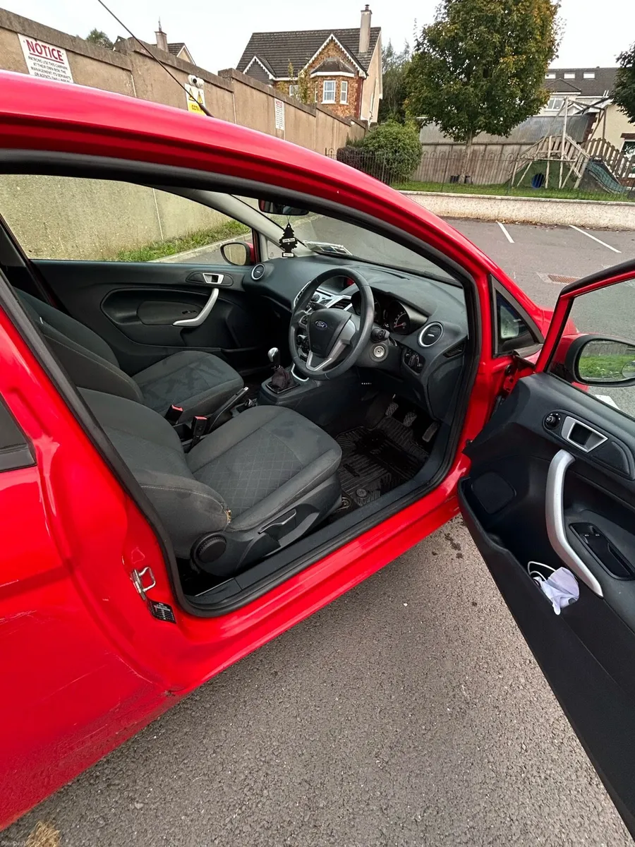 Ford Fiesta - Image 5