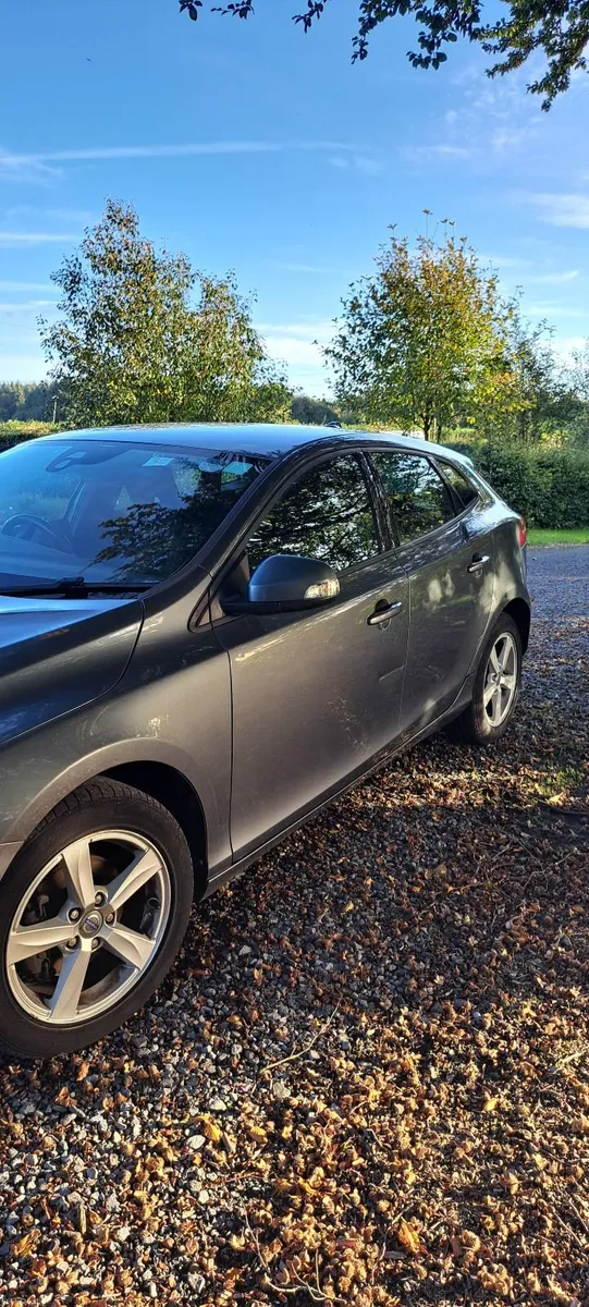 Volvo V40 2013 - Image 4