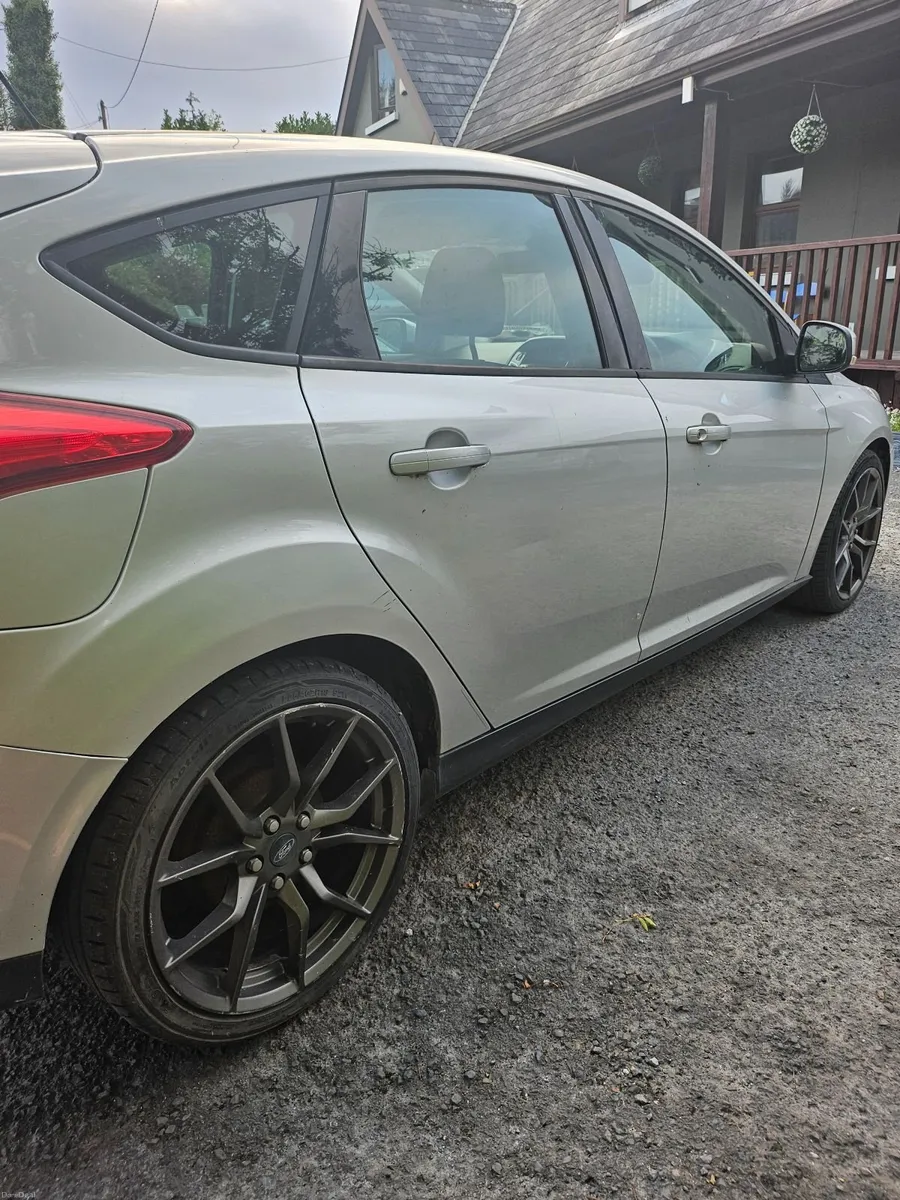 Ford Focus 2015 - Image 4