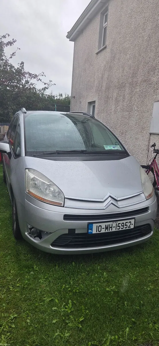 Citroën C4 Grand Picasso 2010 – 7 Seater - Image 2