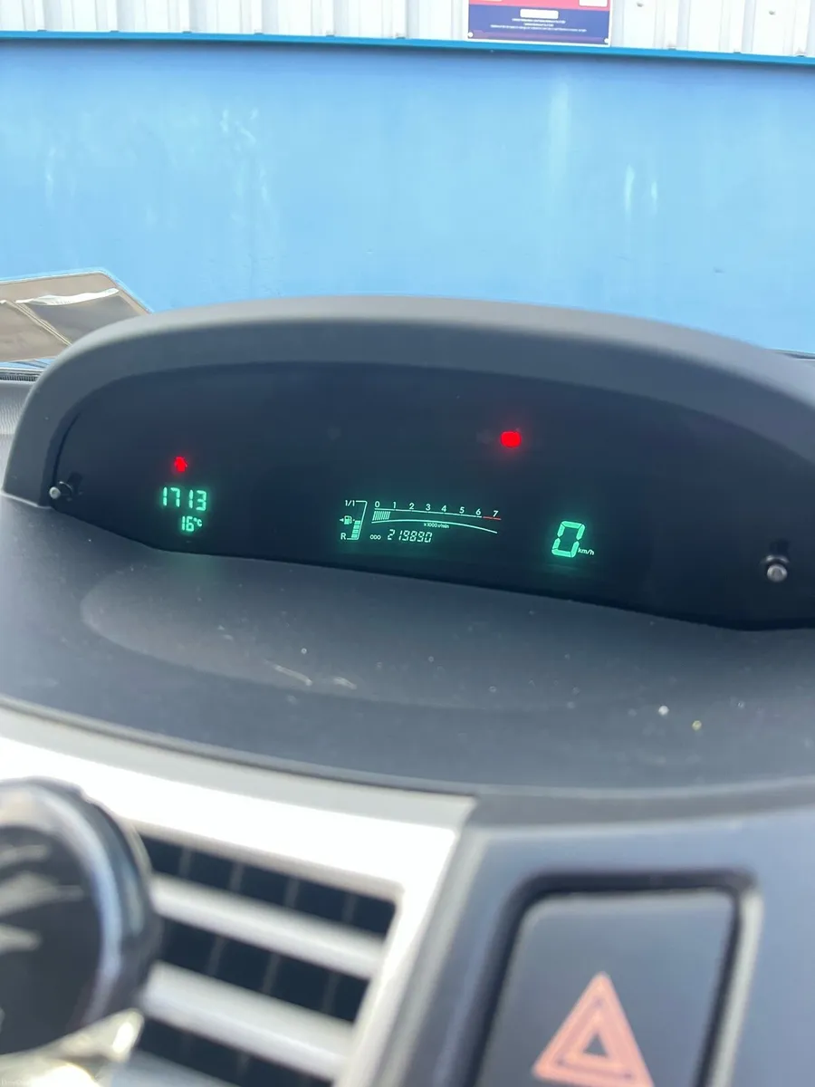 Toyota Yaris NCT&TAX - Image 2
