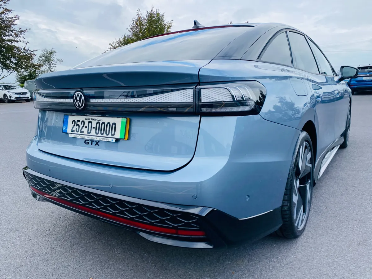 VOLKSWAGEN iD7 GTX PLUS 250KW 86KWH 4M 2025 (252) - Image 6