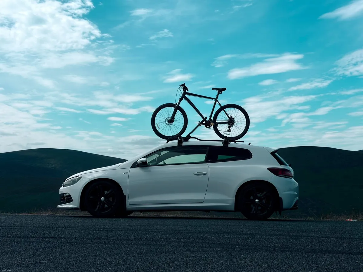 Volkswagen Scirocco 2011 - Image 2