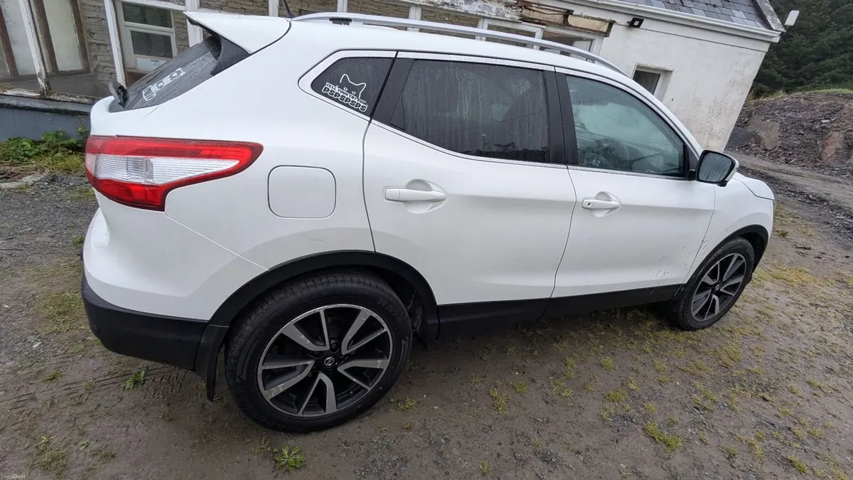 Nissan Qashqai 2015 - Image 5