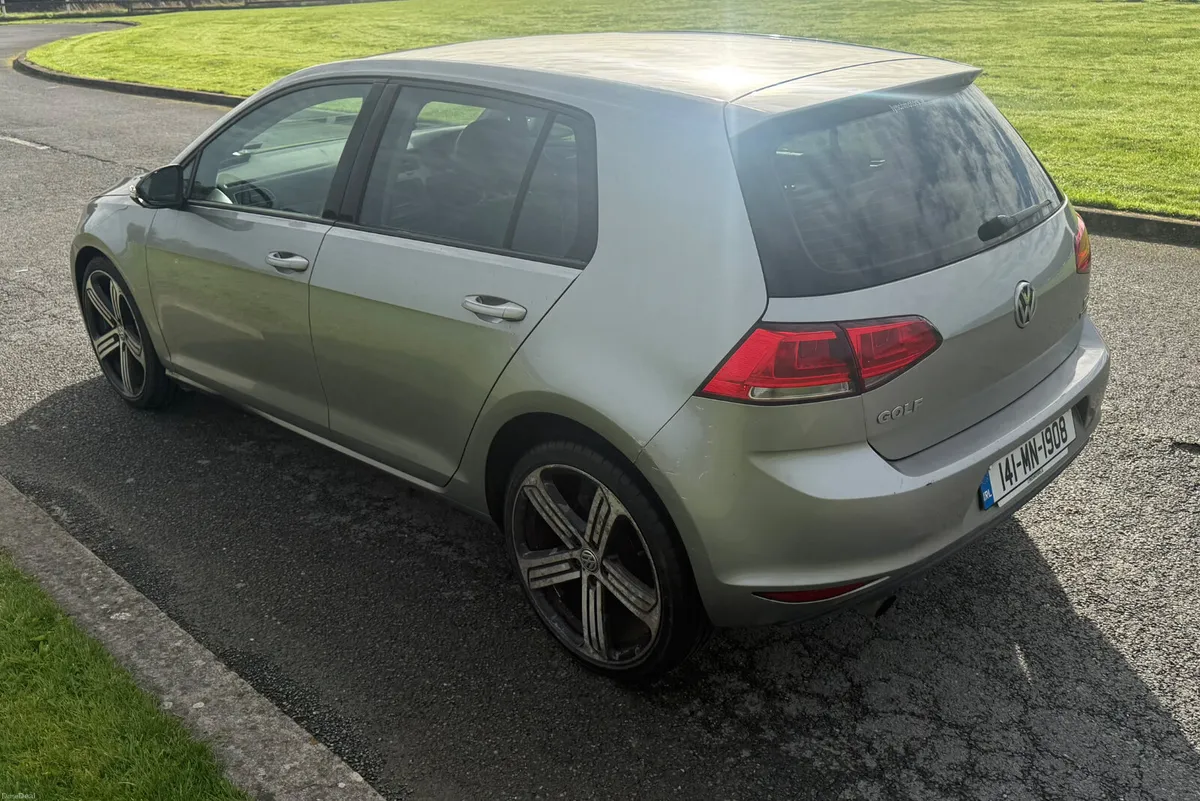 Volkswagen Golf 2014 - Image 3