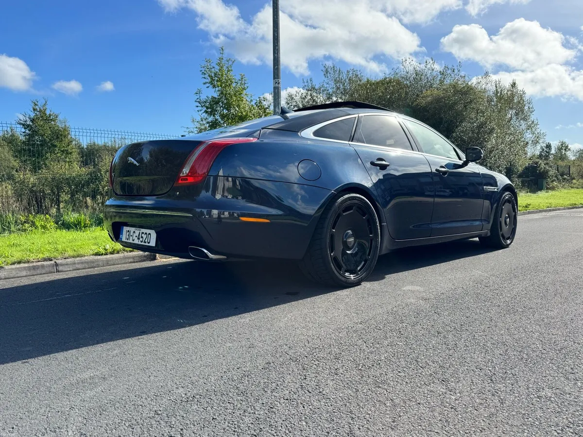 Jaguar XJ 3.0 D - Image 2
