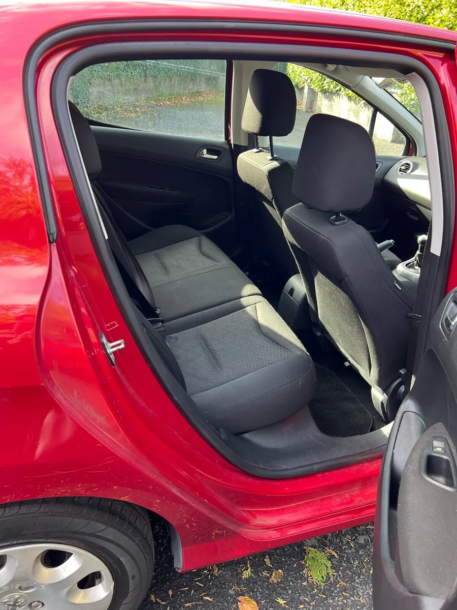 Peugeot 308 - Image 6