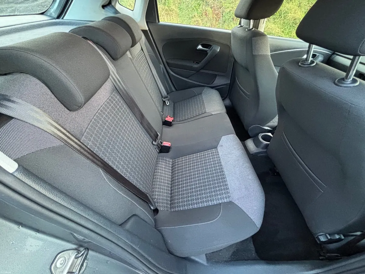 Volkswagen Polo 2015 - Image 5