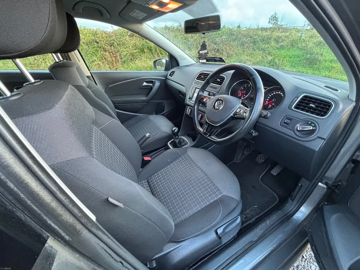 Volkswagen Polo 2015 - Image 3