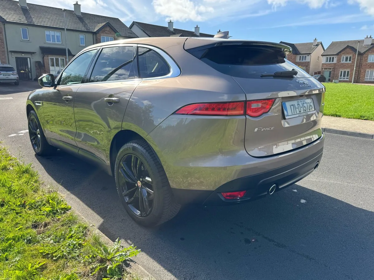 Jaguar F Pace 3.0 D - Image 3