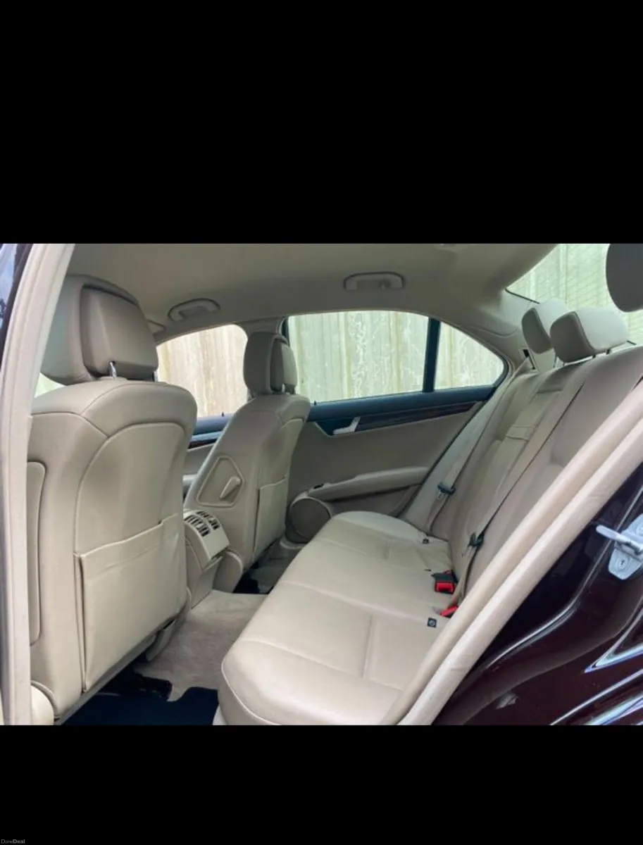 Mercedes C200 - Image 3