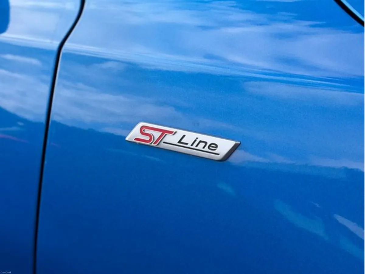 Ford Focus ST-LINE X TDCI - Image 5