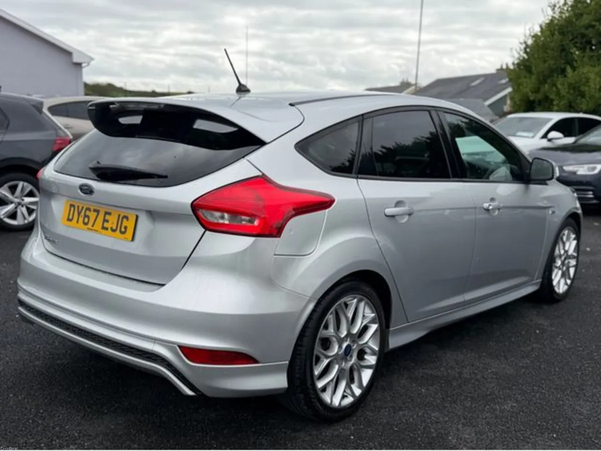 Ford Focus ST-LINE TDCI - Image 3