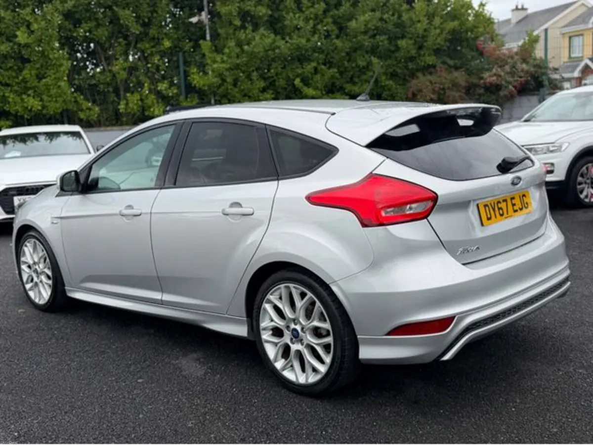 Ford Focus ST-LINE TDCI - Image 4