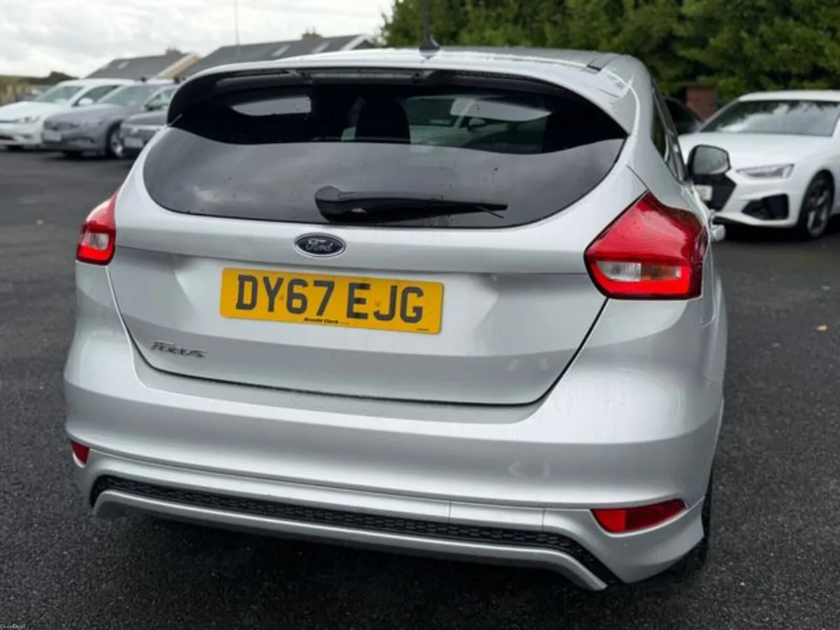 Ford Focus ST-LINE TDCI - Image 5
