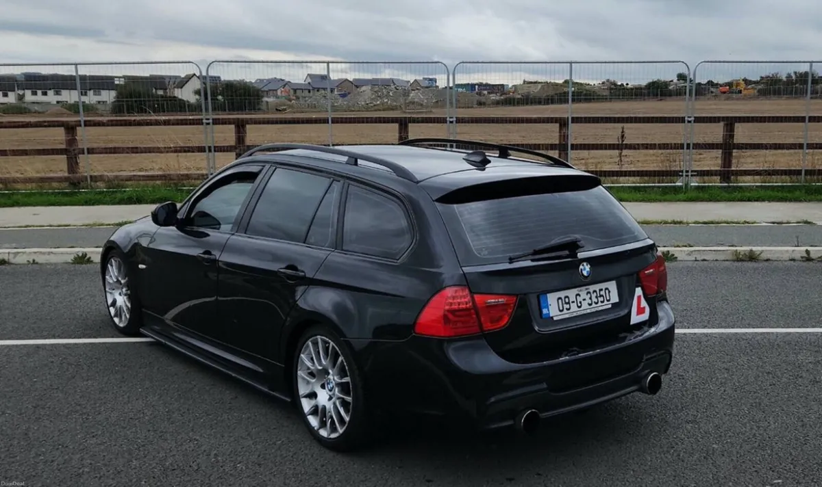 BMW 2009 E91 320d Touring M Sport - Image 4