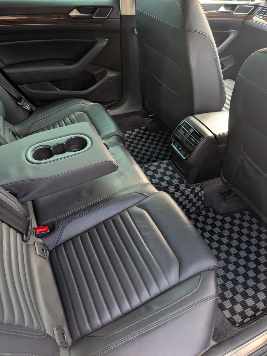 Volkswagen Passat 2018 - Image 6