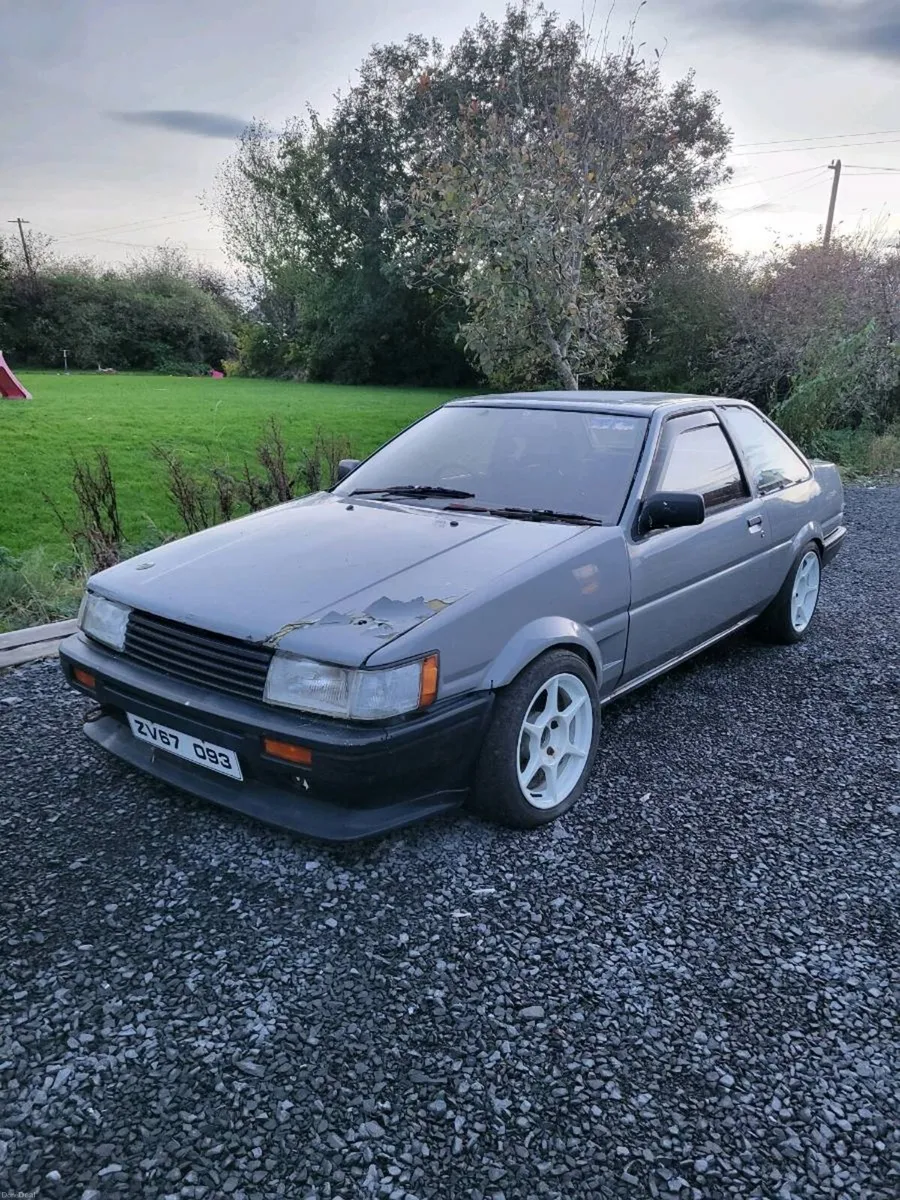 Toyota Corolla Levin Ae86 - Image 1