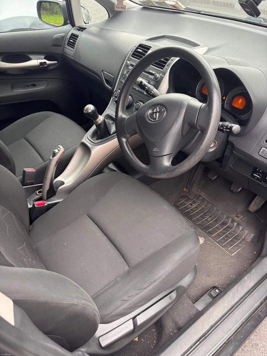 Toyota Auris 2007 - Image 5