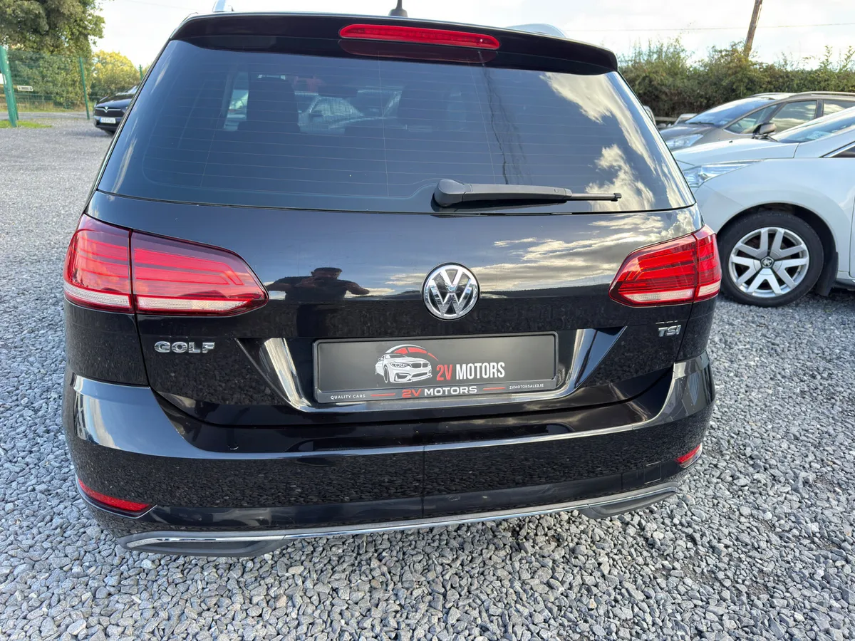 Vw Golf 1.2 Tsi COMFORTLINE Automatic - Image 5