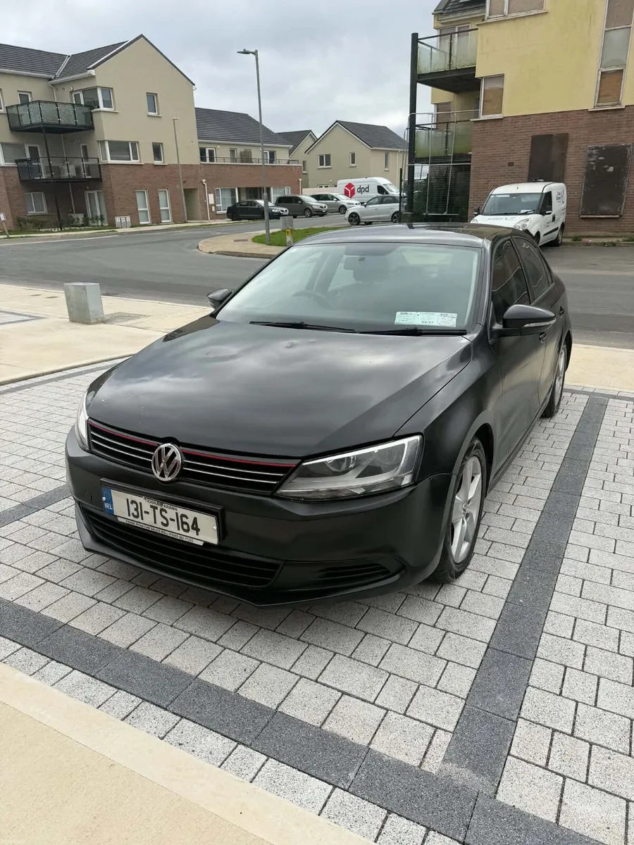 Image 2 of 8