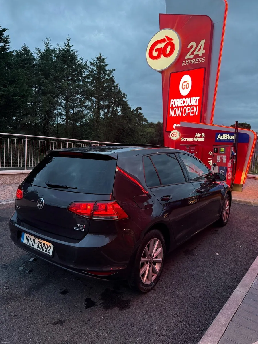 Volkswagen Golf 2016 1.6 TDI Lounge - Image 5