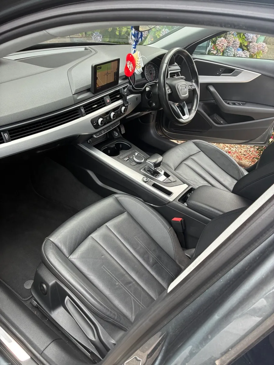 Audi A4 - Image 4