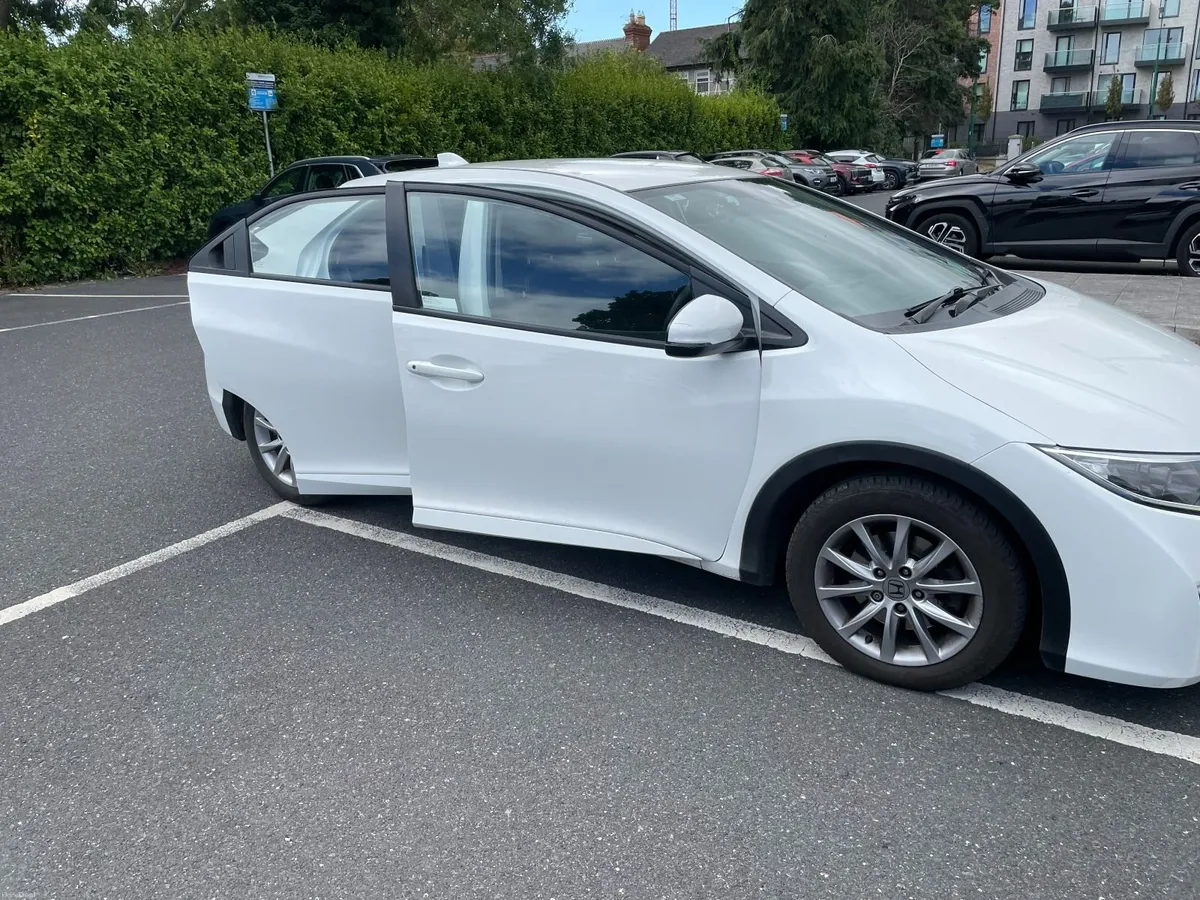 Honda Civic  1.6 IDTEC  SE PLUS NAVI 5 - Image 2
