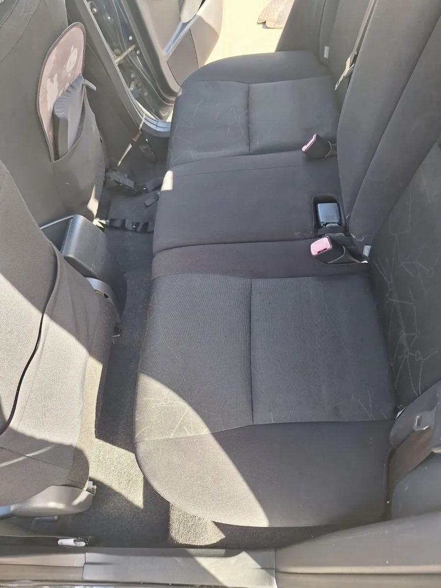 Toyota Auris 2007 - Image 5