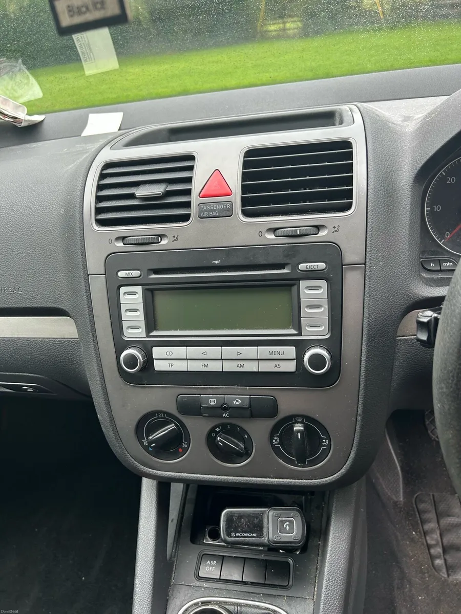Volkswagen Golf TDI 1.9L Diesel - Image 5