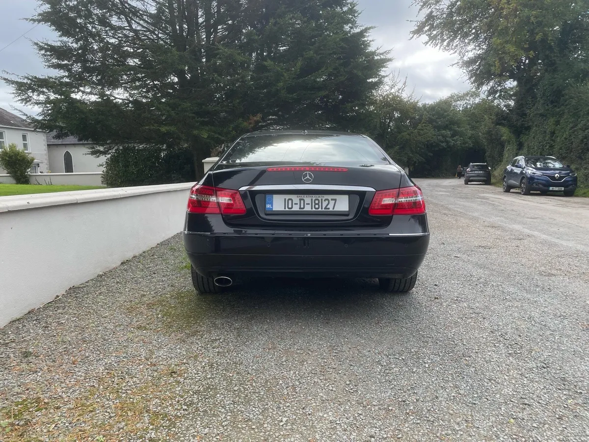 Mercedes e220 coupe auto - Image 3