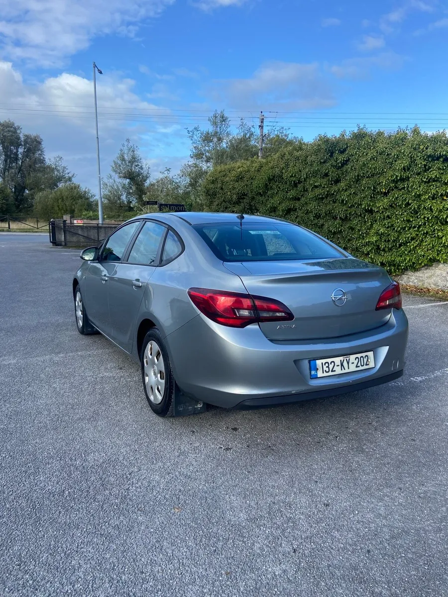 🚗 OPEL ASTRA S 1.4 – ( tax to 11-26 ) - Image 3
