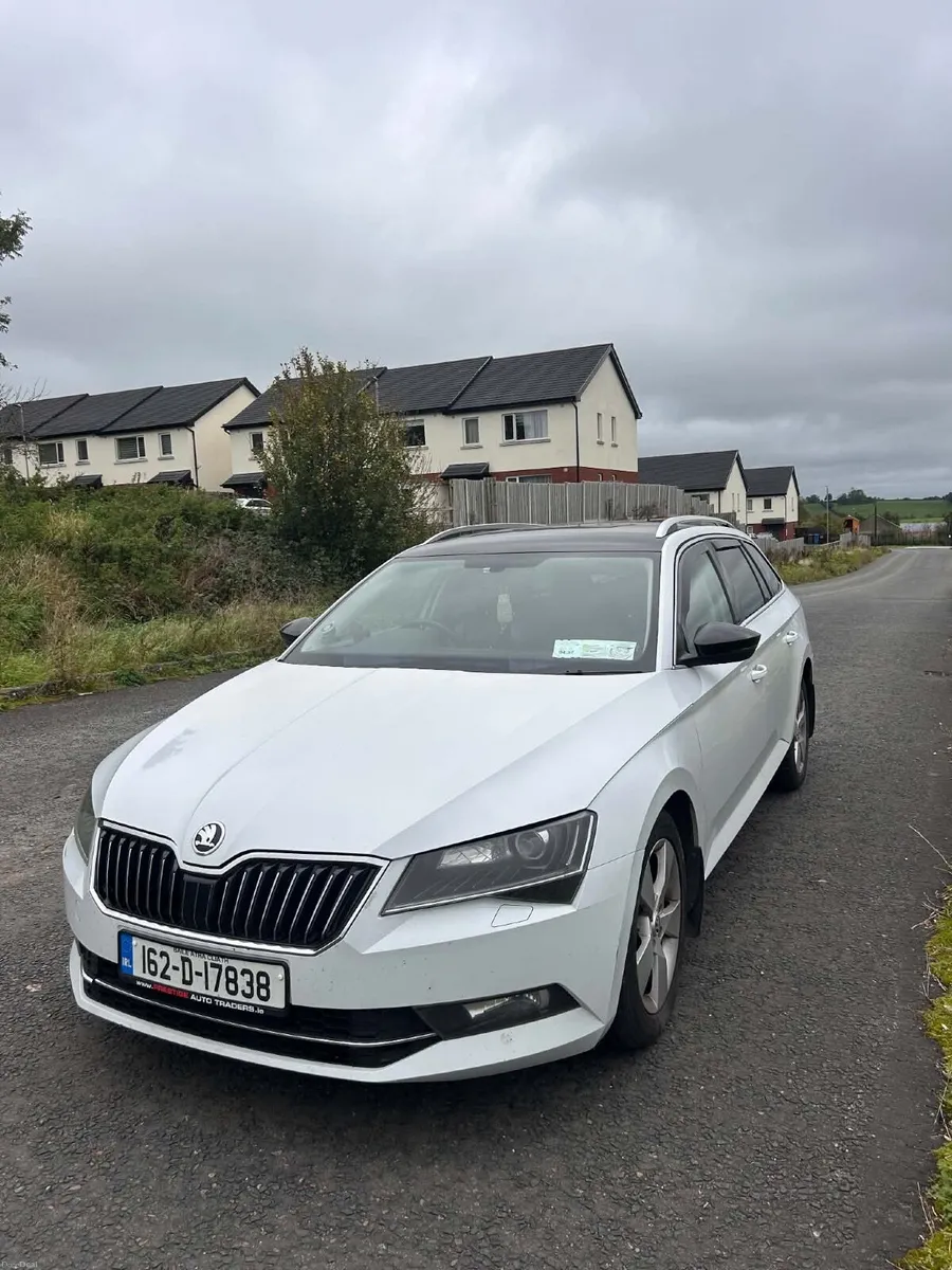 Skoda Superb 2016 - Image 2