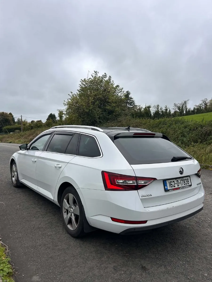 Skoda Superb 2016 - Image 3