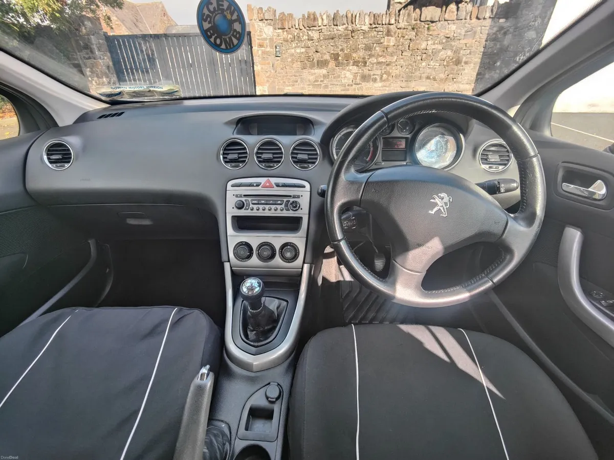 Peugeot 308 2012 - Image 6