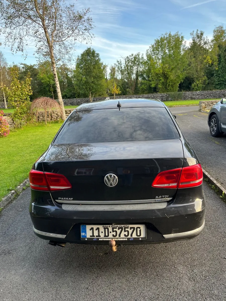 Volkswagen Passat 2011 - Image 6
