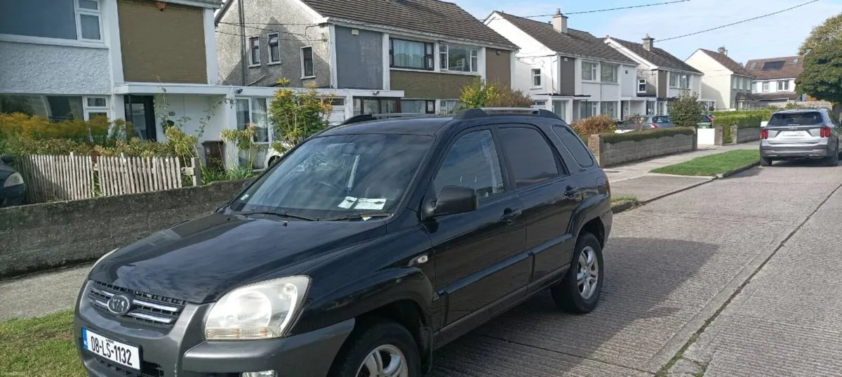 Car - Image 3