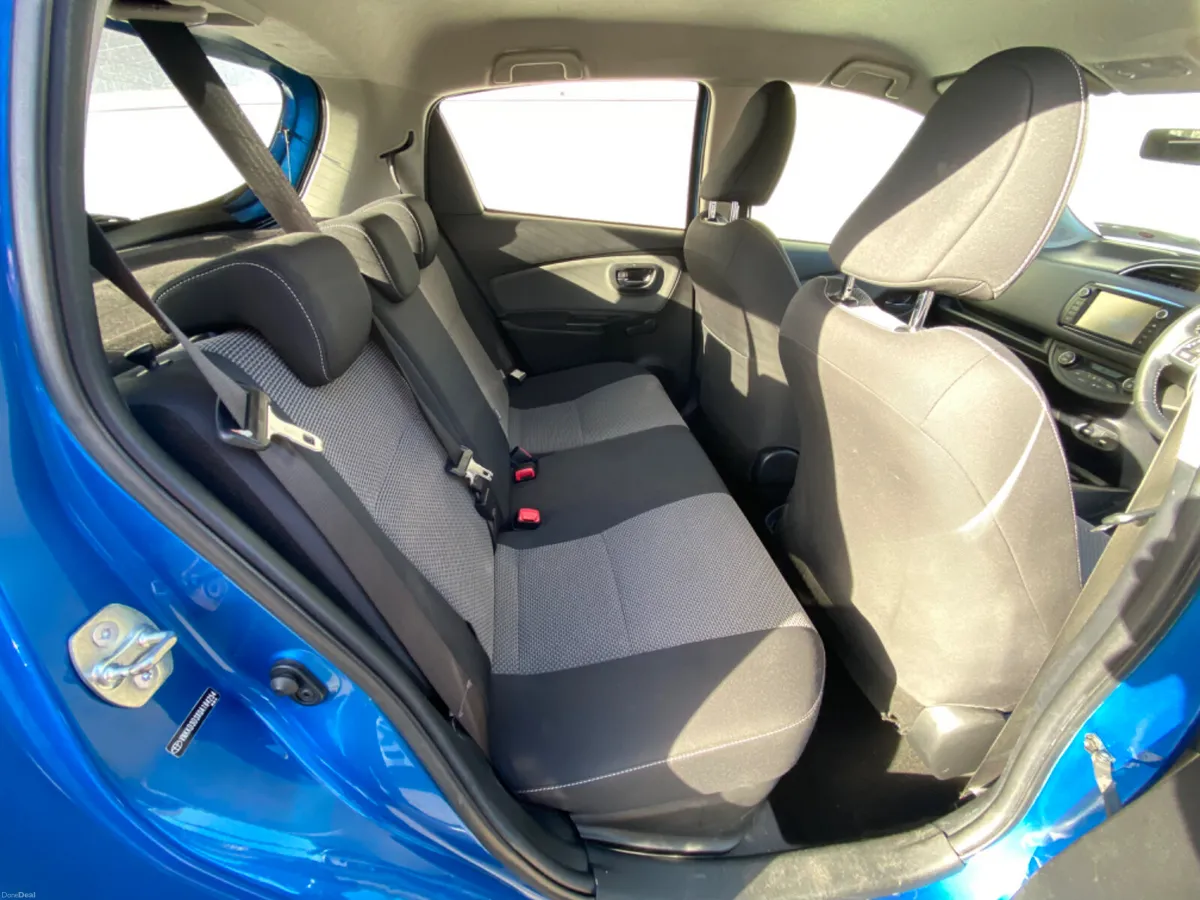 Toyota Yaris  Hybrid Auto Tax 1/27 Nct 12/27 - Image 5