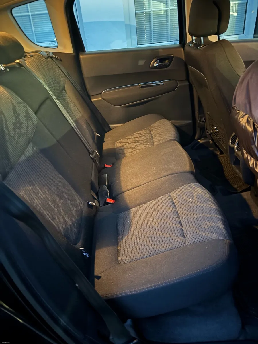 Peugeot 3008 Automatic 1.6L - Image 2