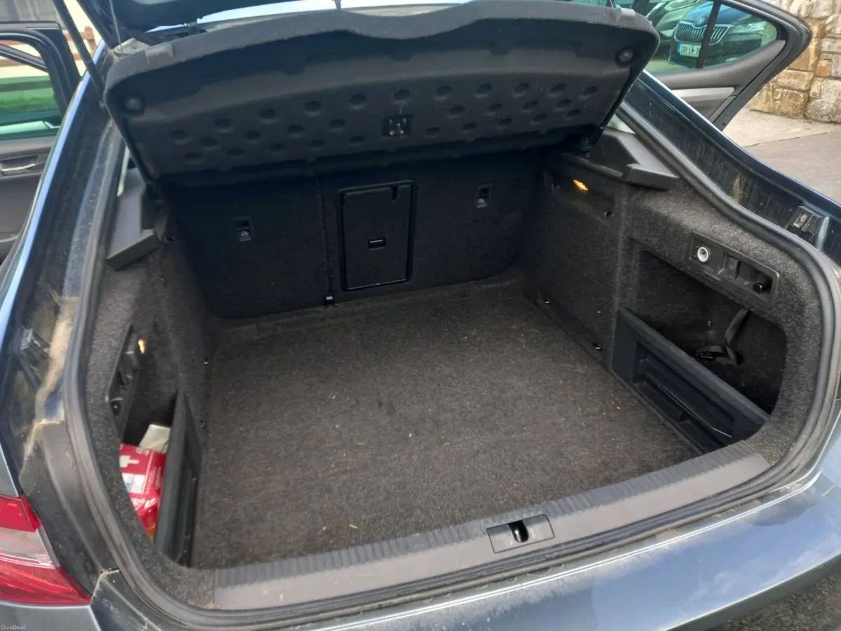 Skoda Superb 2.0TDI SE - Image 3