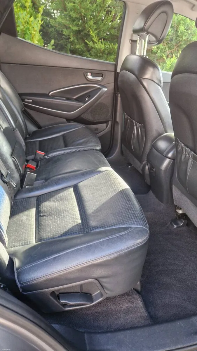 Hyundai Santa Fe Nct & Tax Low km - Image 5