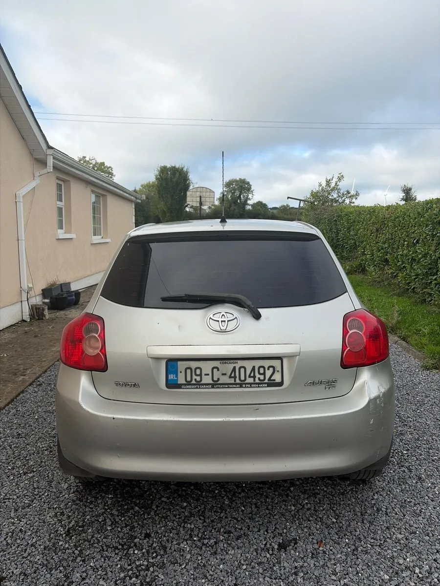 Car - Image 3