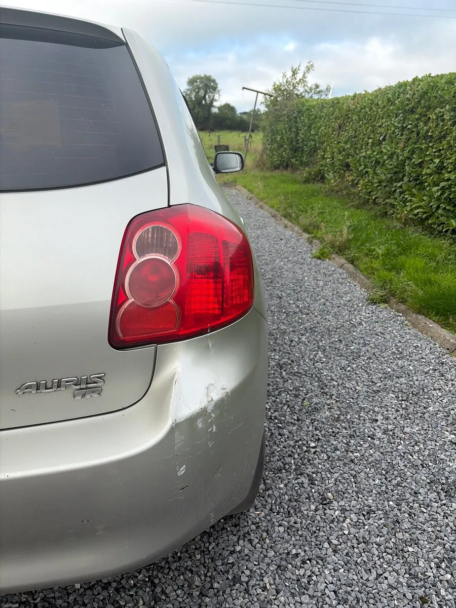 Car - Image 4
